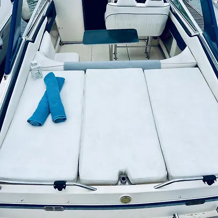 Vina Romance - Romantic Boat In Marina Hotel na wodzie Lizbona