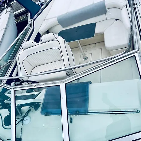 Vina Romance - Romantic Boat In Marina Hotel na wodzie