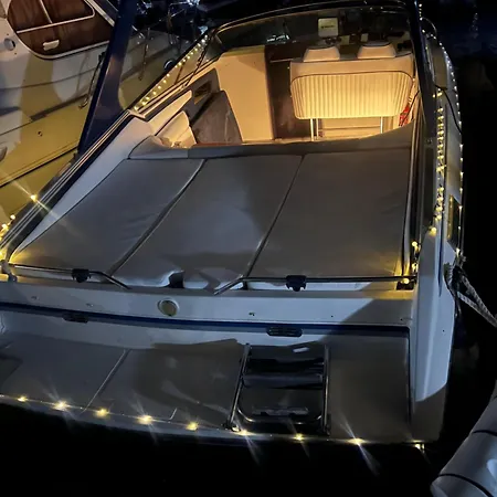 Vina Romance - Romantic Boat In Marina Hotel na wodzie *